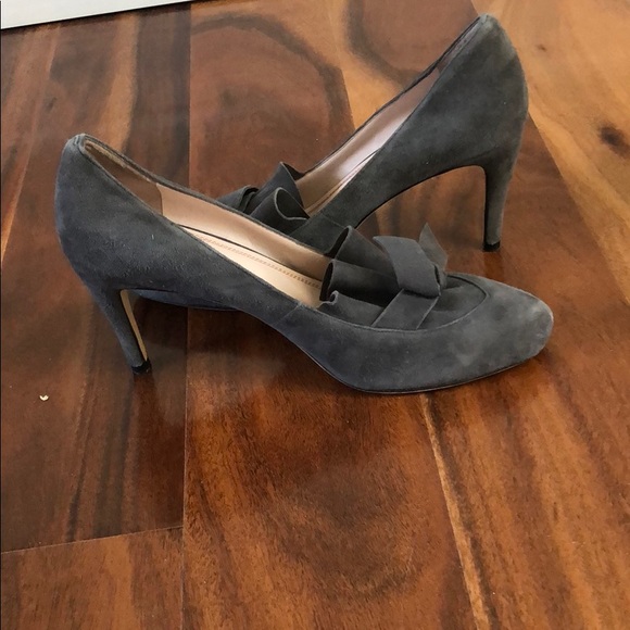 Heels - Picture 2 of 6